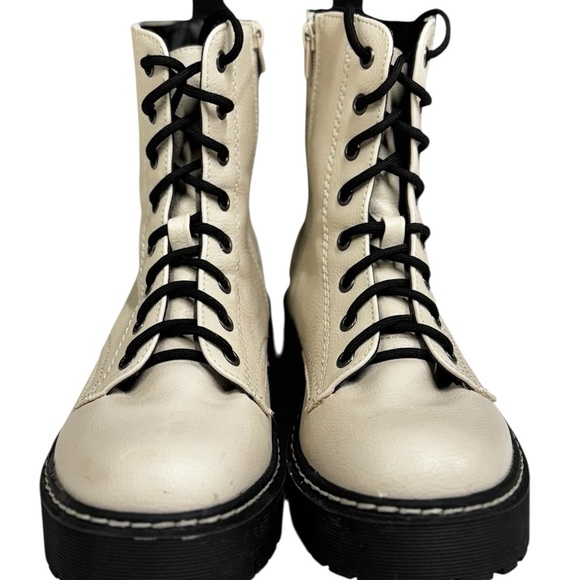 SINCERELY JULES HARLEY COMBAT BOOTS Sz 8.5 Cream Lace-Up Ankle Boots - Picture 2 of 9